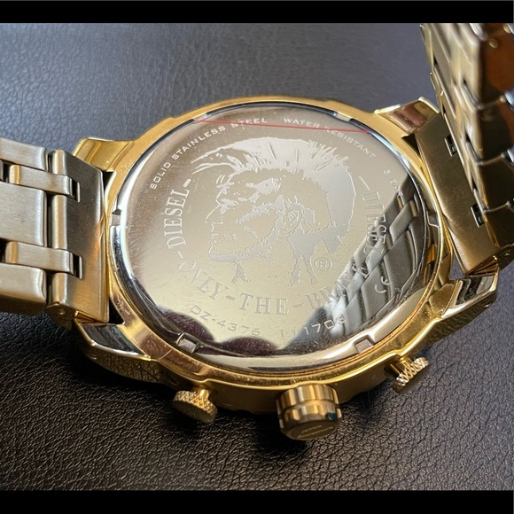Diesel stronghold chronograph gold dial gold-tone stainless steel mens watch - Picture 3 of 4